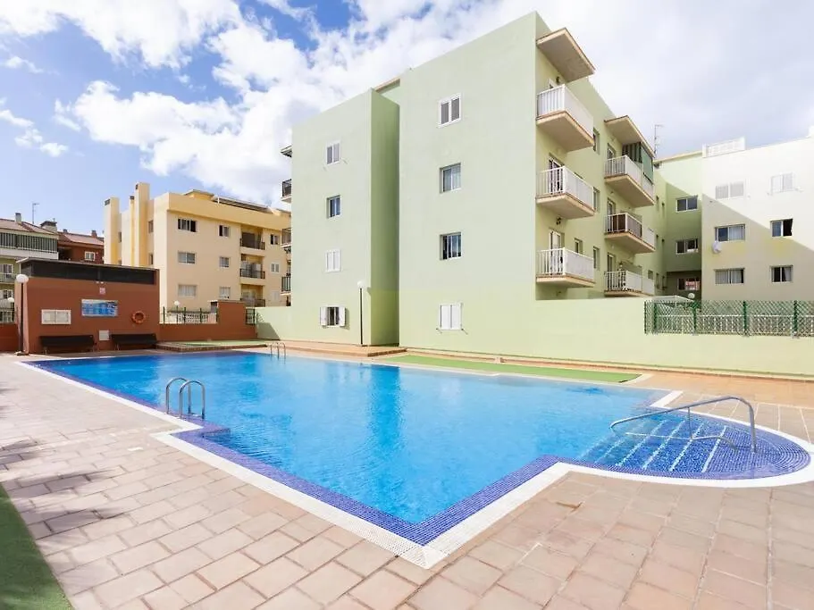 דירות קנדלריה Casa De La Madrina ספרד